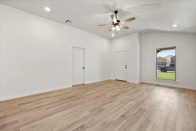 Photo 7 — 1309 Saratoga Avenue, Lubbock, TX 79416