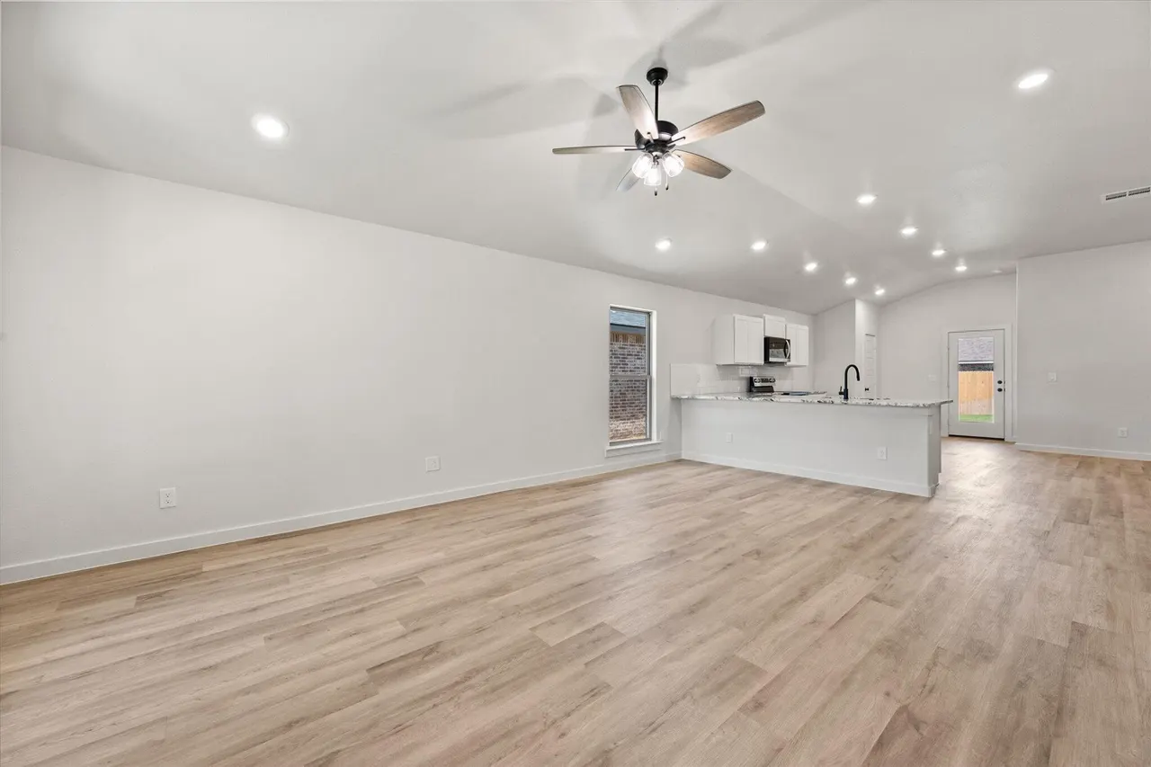 Photo 5 — 1309 Saratoga Avenue, Lubbock, TX 79416