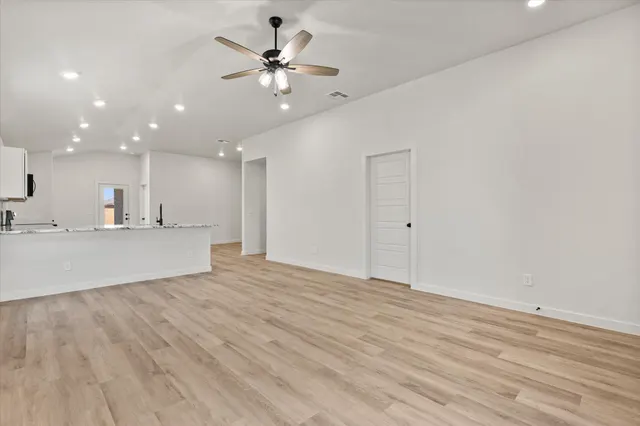 Photo 6 — 1309 Saratoga Avenue, Lubbock, TX 79416