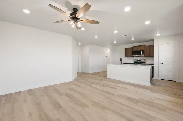 Photo 8 — 8312 26th Street, Lubbock, TX 79407
