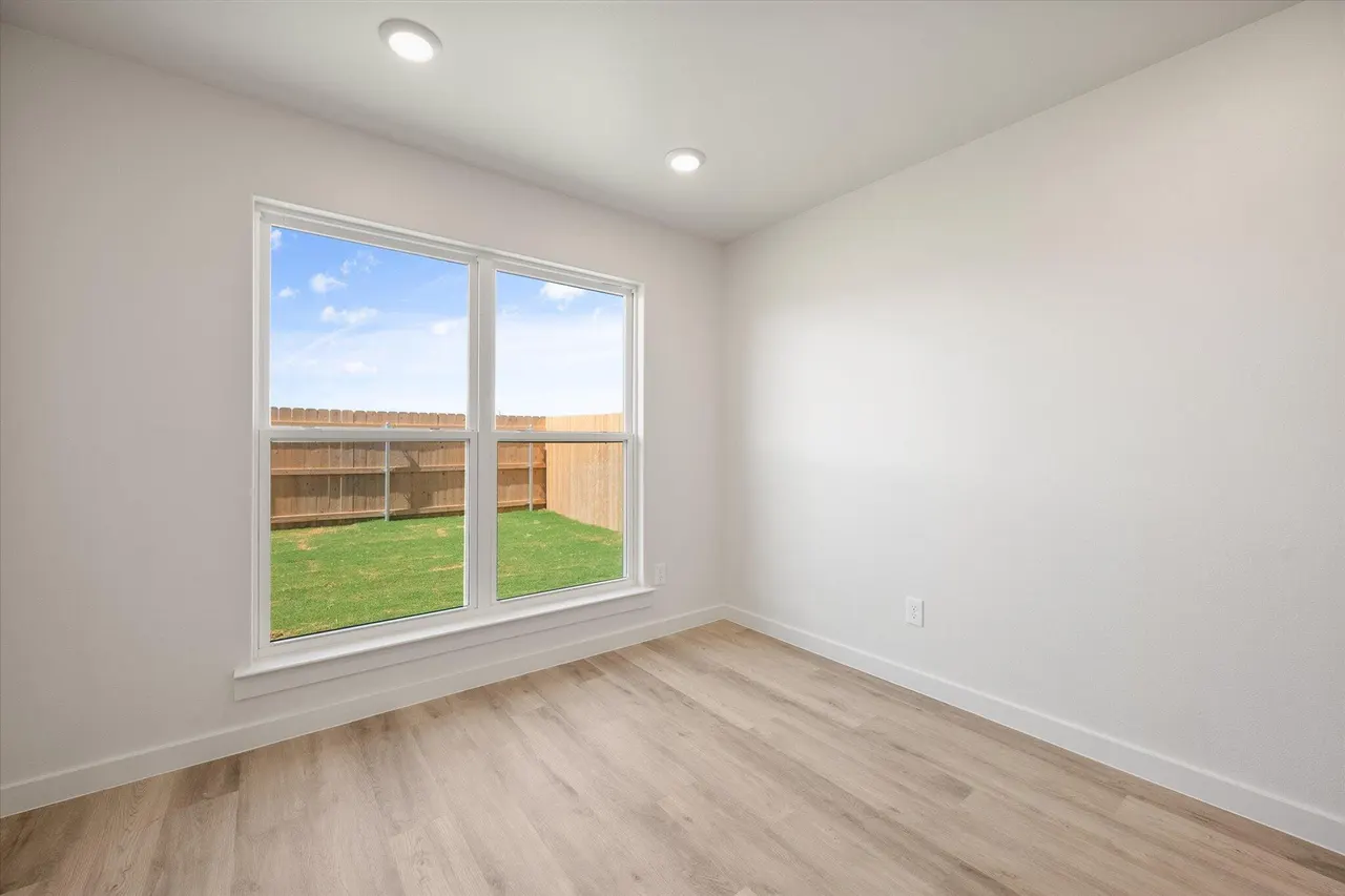 Photo 6 — 8312 26th Street, Lubbock, TX 79407