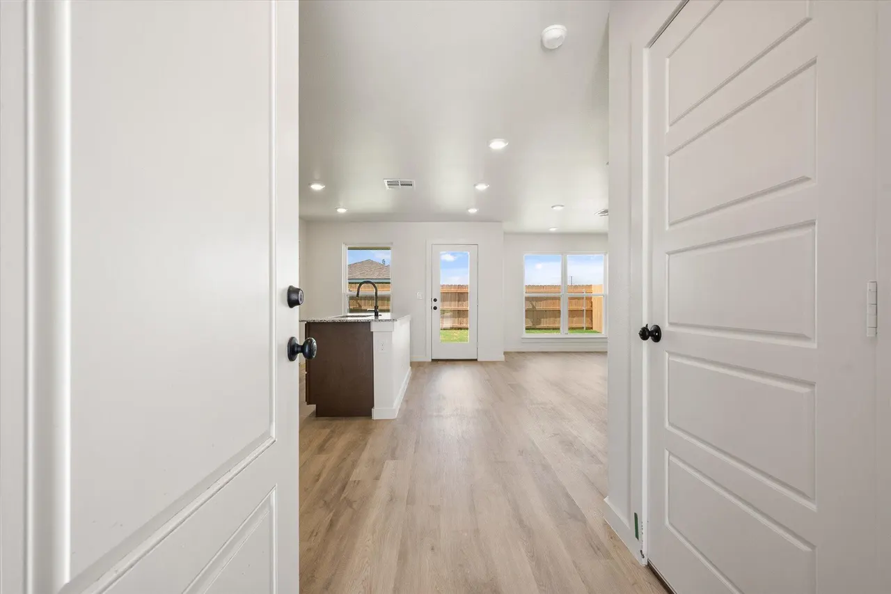 Photo 4 — 8312 26th Street, Lubbock, TX 79407