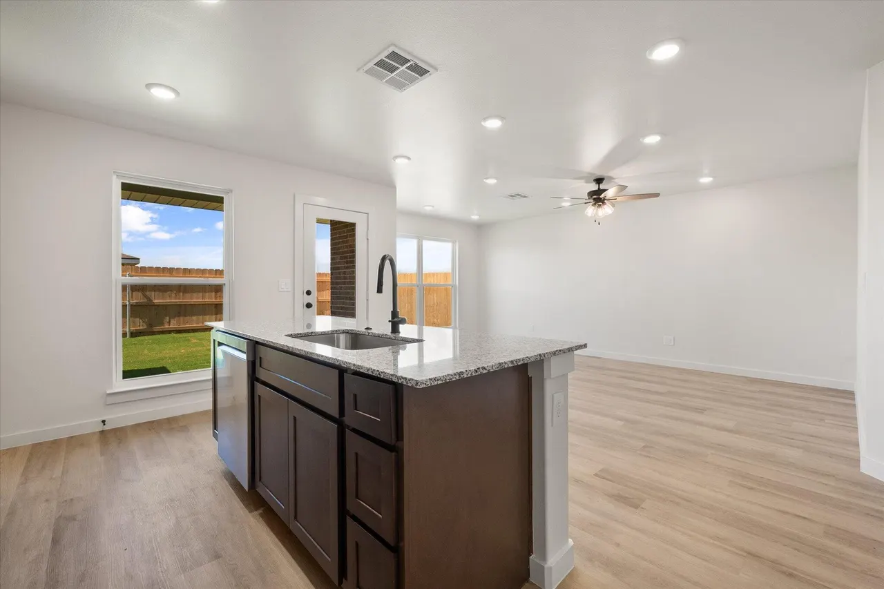 Photo 15 — 8312 26th Street, Lubbock, TX 79407