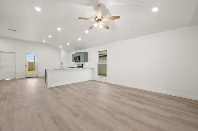 Photo 6 — 2412 Helena Avenue, Lubbock, TX 79407