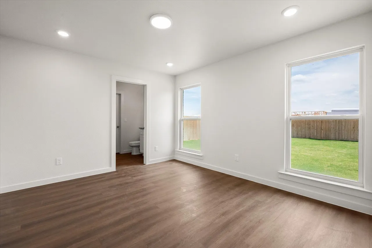 Photo 16 — 5613 Smith Street, Lubbock, TX 79416