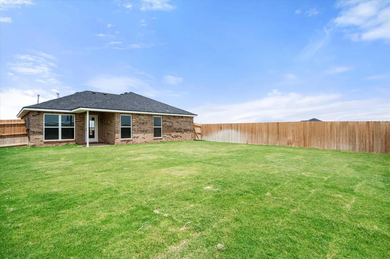 Photo 25 — 5613 Smith Street, Lubbock, TX 79416