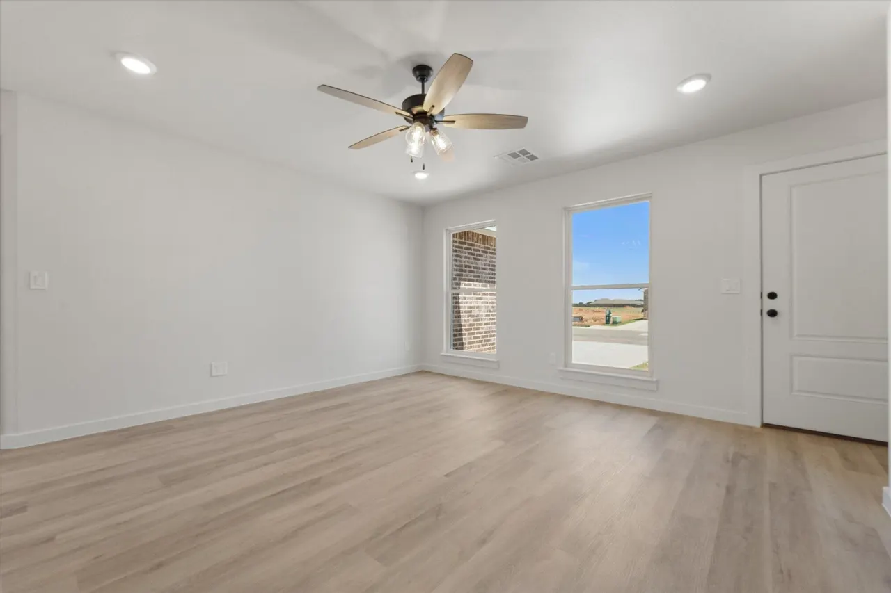Photo 8 — 501 E 24th Street, Wolfforth, TX 79382