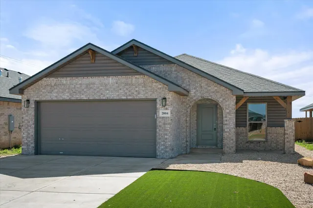 Front exterior — 2004 Durham Avenue, Wolfforth, TX 79382