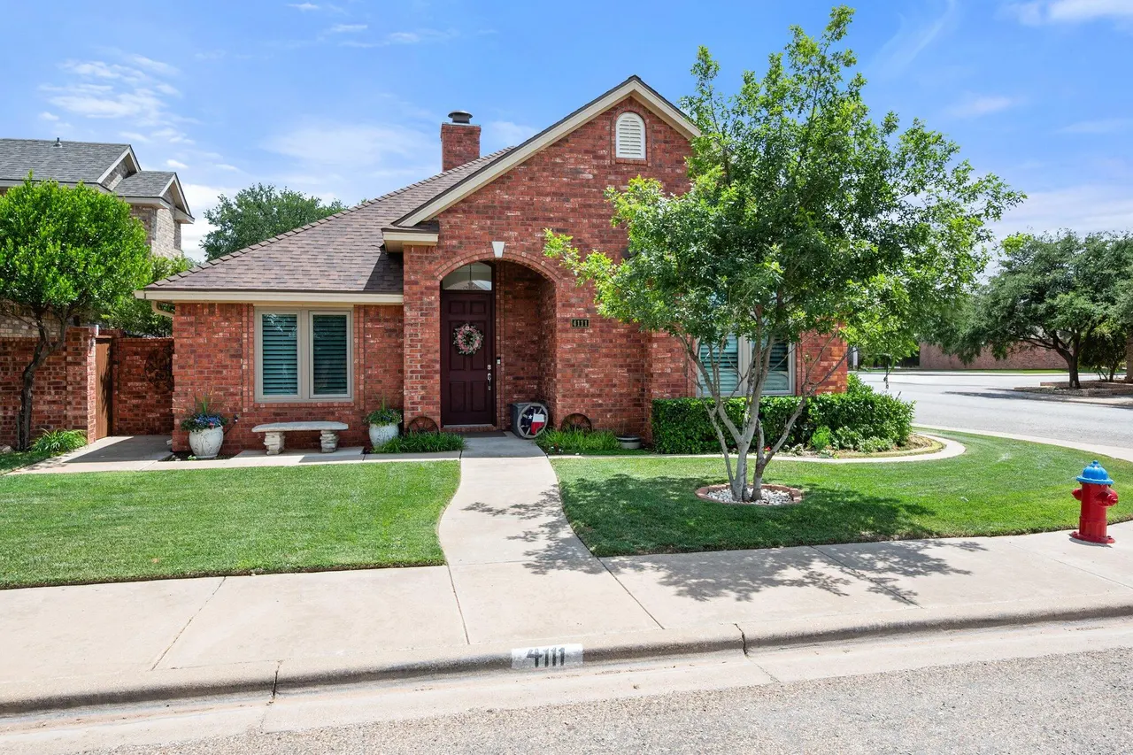 Photo 3 — 4111 102nd Street, Lubbock, TX 79423