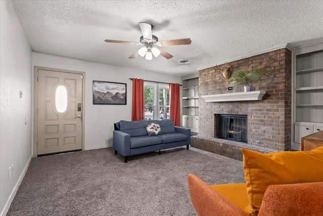 Photo 4 — 5305 13th Street, Lubbock, TX 79416
