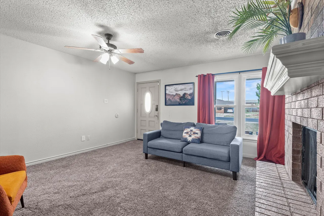 Photo 7 — 5305 13th Street, Lubbock, TX 79416