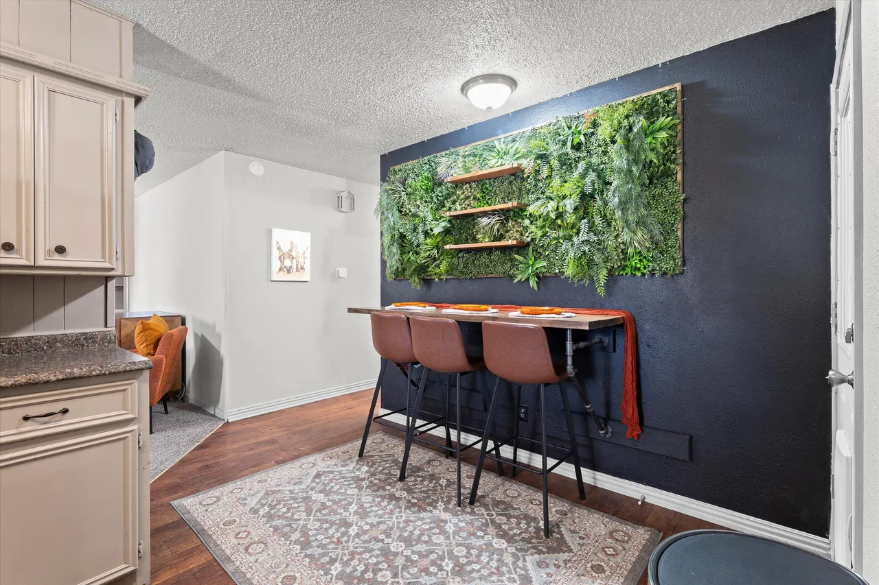 Photo 12 — 5305 13th Street, Lubbock, TX 79416