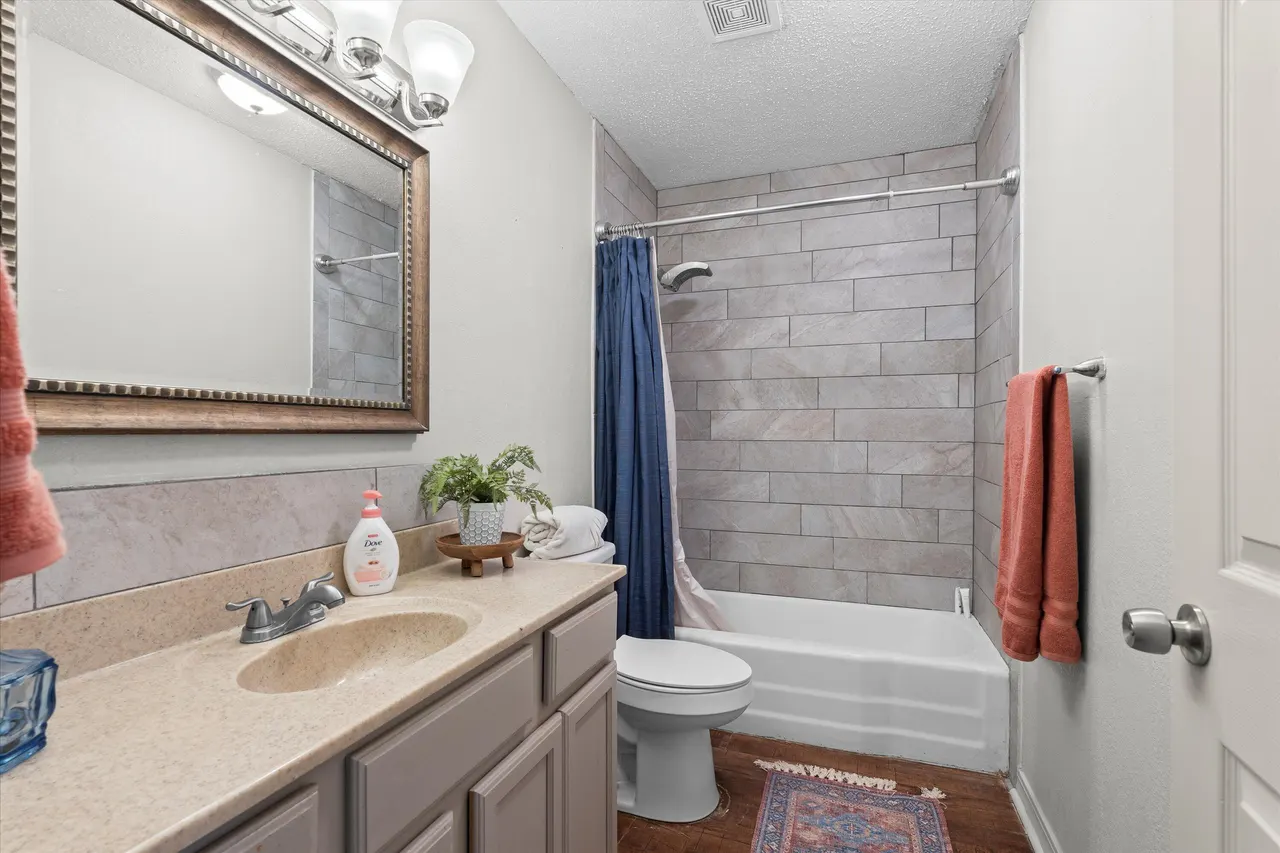 Photo 18 — 5305 13th Street, Lubbock, TX 79416