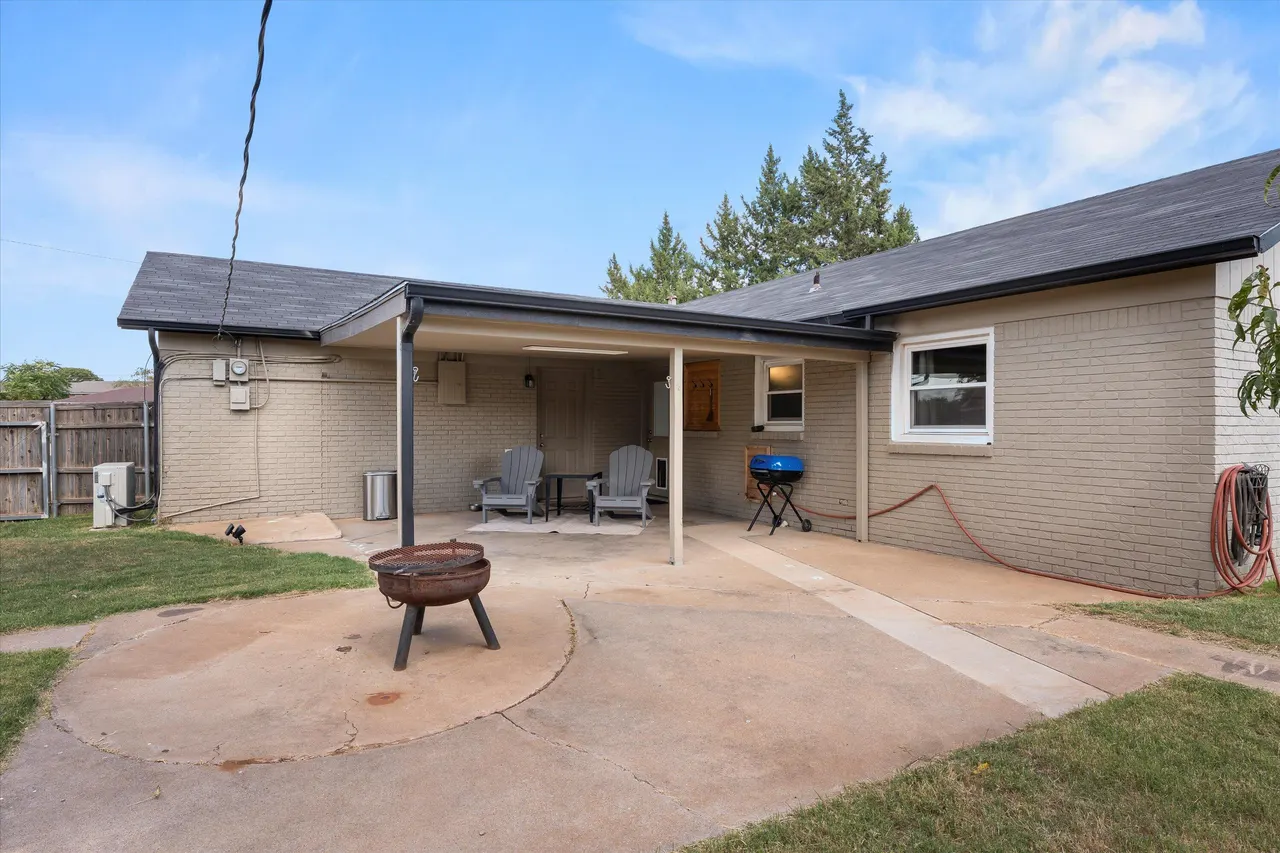 Photo 24 — 5305 13th Street, Lubbock, TX 79416
