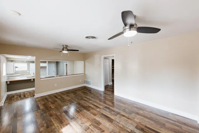 Photo 5 — 1155 S 10th Street, Slaton, TX 79364