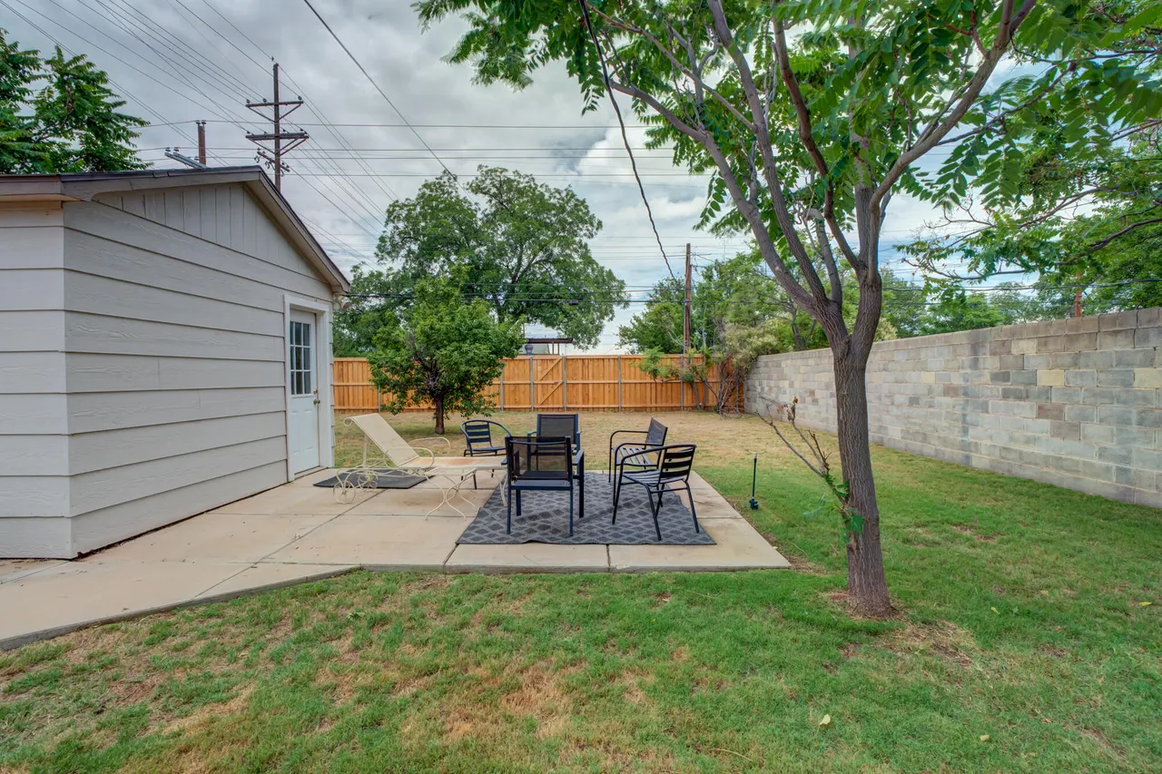 Photo 28 — 2826 33rd Street, Lubbock, TX 79410
