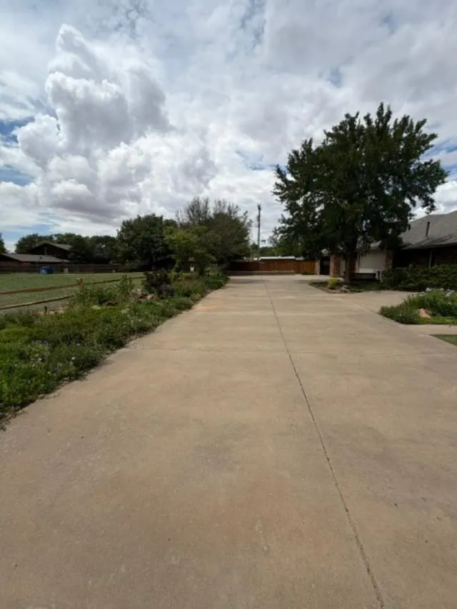 Photo 39 — 913 W 9th Street, Idalou, TX 79329