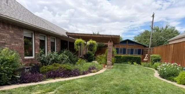 Photo 38 — 913 W 9th Street, Idalou, TX 79329