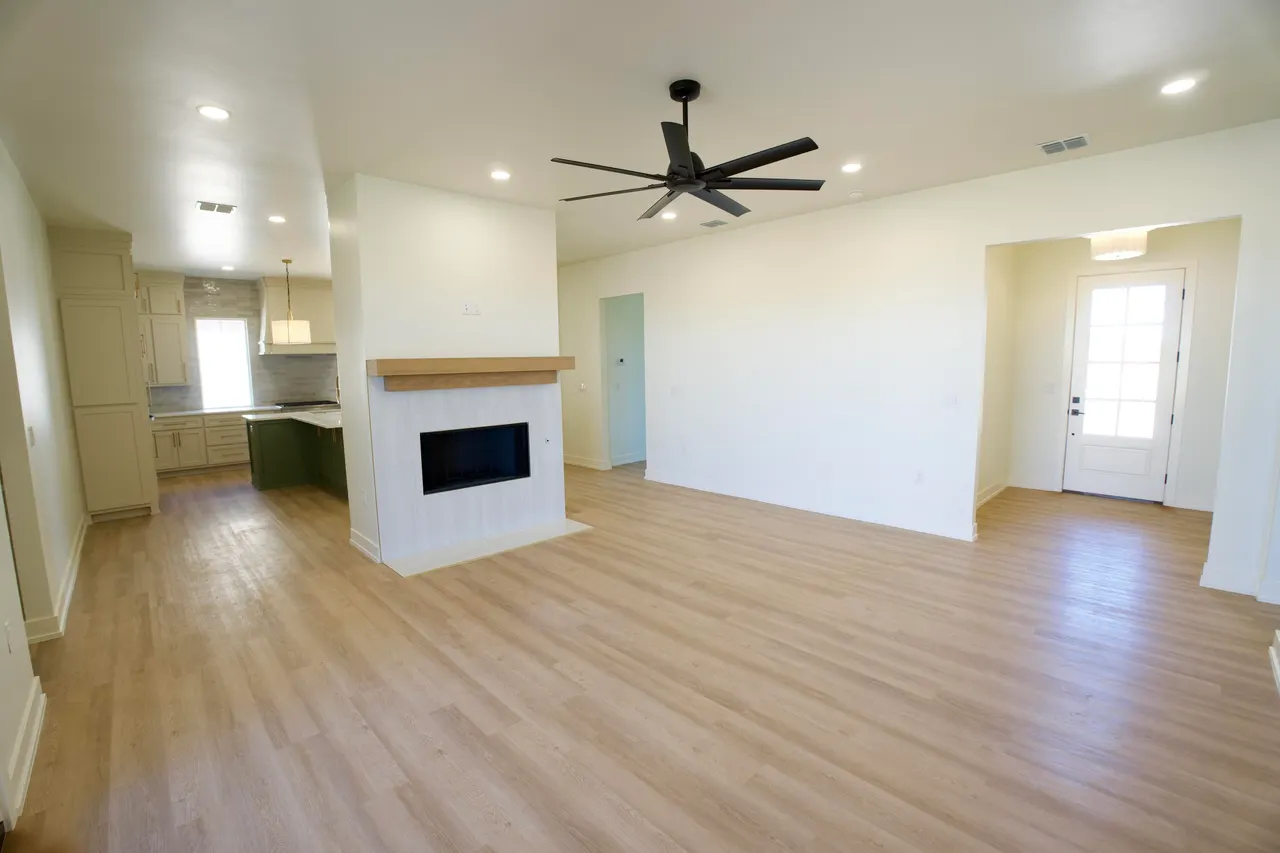 Photo 3 — 13806 Utica Avenue, Lubbock, TX 79424