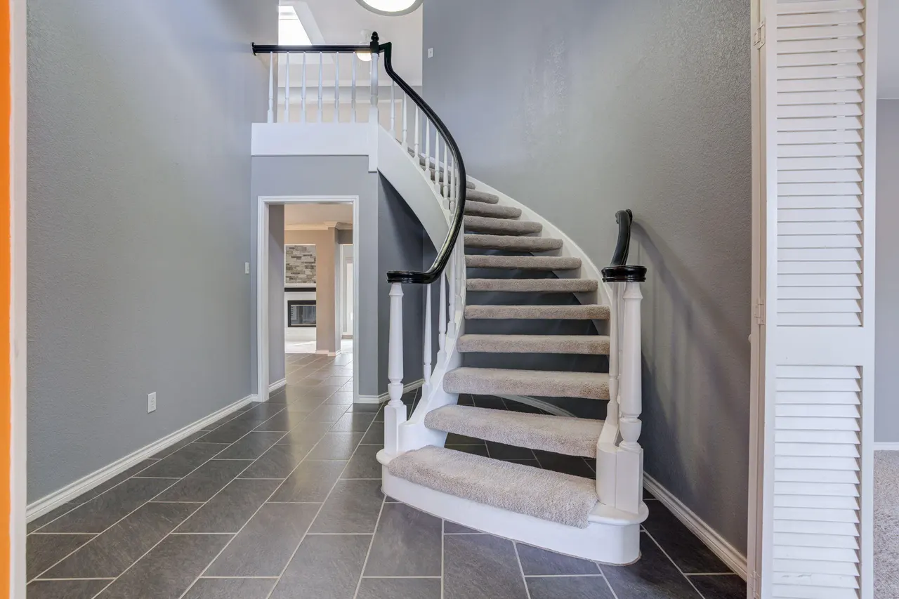 Photo 5 — 5107 1st Place, Lubbock, TX 79416