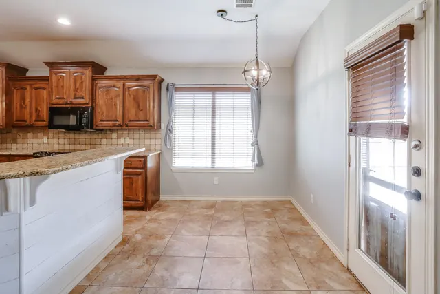 Photo 6 — 6207 100th Street, Lubbock, TX 79424
