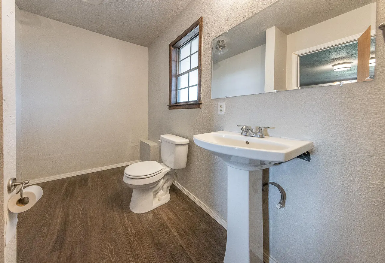 Photo 9 — 7441 34th Street, Lubbock, TX 79407