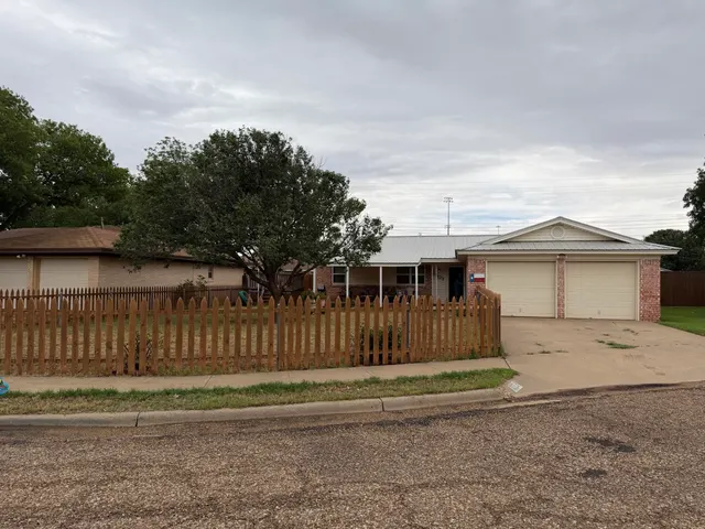 Photo 2 — 5603 37th Street, Lubbock, TX 79407