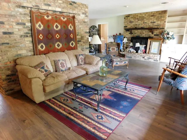 Photo 2 — 1819 W Ave H, Muleshoe, TX 79347