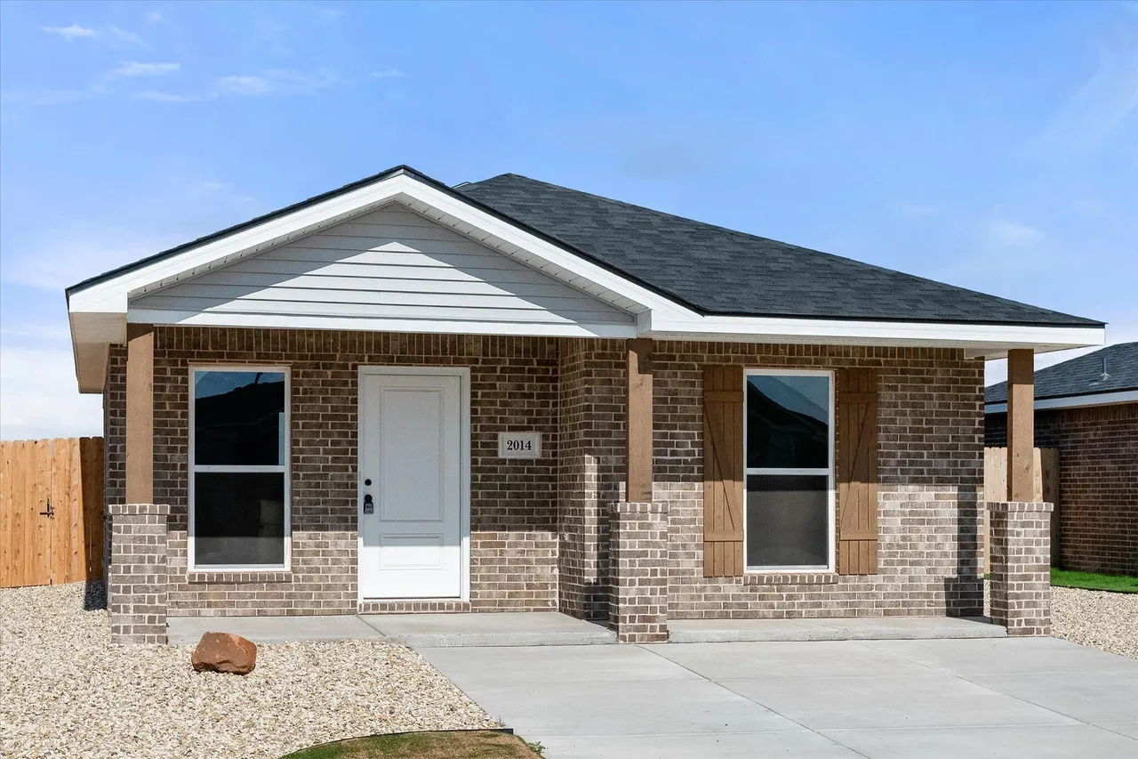 Front exterior — 2014 Tractor Avenue, Wolfforth, TX 79382