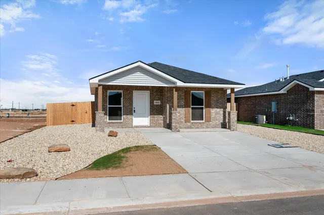 Photo 3 — 2014 Tractor Avenue, Wolfforth, TX 79382