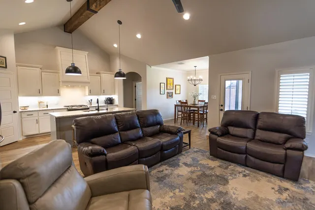 Photo 3 — 5001 Prospect Avenue, Lubbock, TX 79407