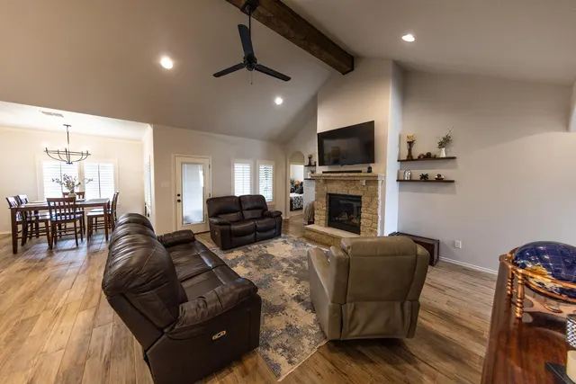 Photo 6 — 5001 Prospect Avenue, Lubbock, TX 79407