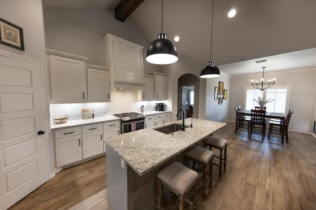 Photo 4 — 5001 Prospect Avenue, Lubbock, TX 79407