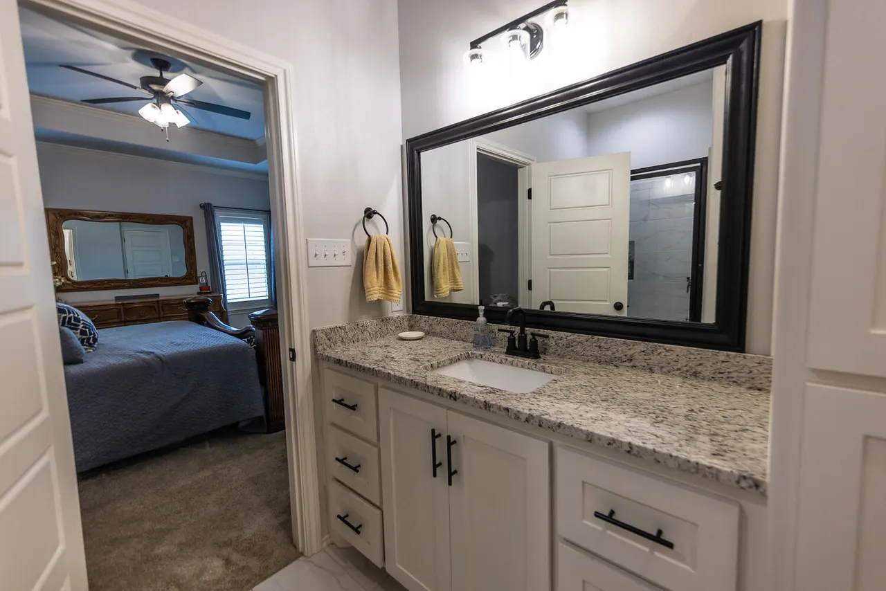 Photo 13 — 5001 Prospect Avenue, Lubbock, TX 79407