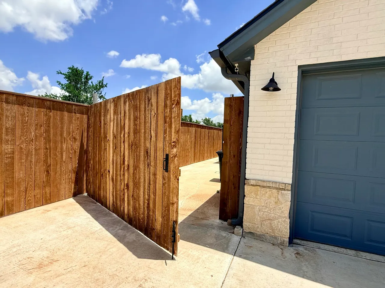 Photo 2 — 5001 Prospect Avenue, Lubbock, TX 79407