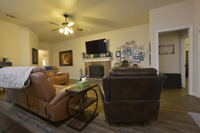 Photo 5 — 7044 95th Street, Lubbock, TX 79424