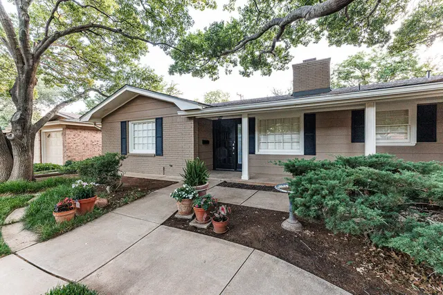 Photo 7 — 6218 Louisville Drive, Lubbock, TX 79413