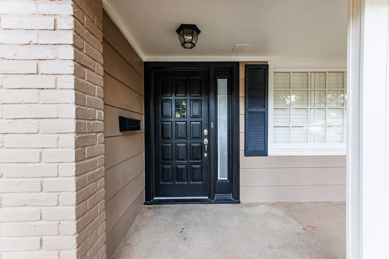 Photo 9 — 6218 Louisville Drive, Lubbock, TX 79413