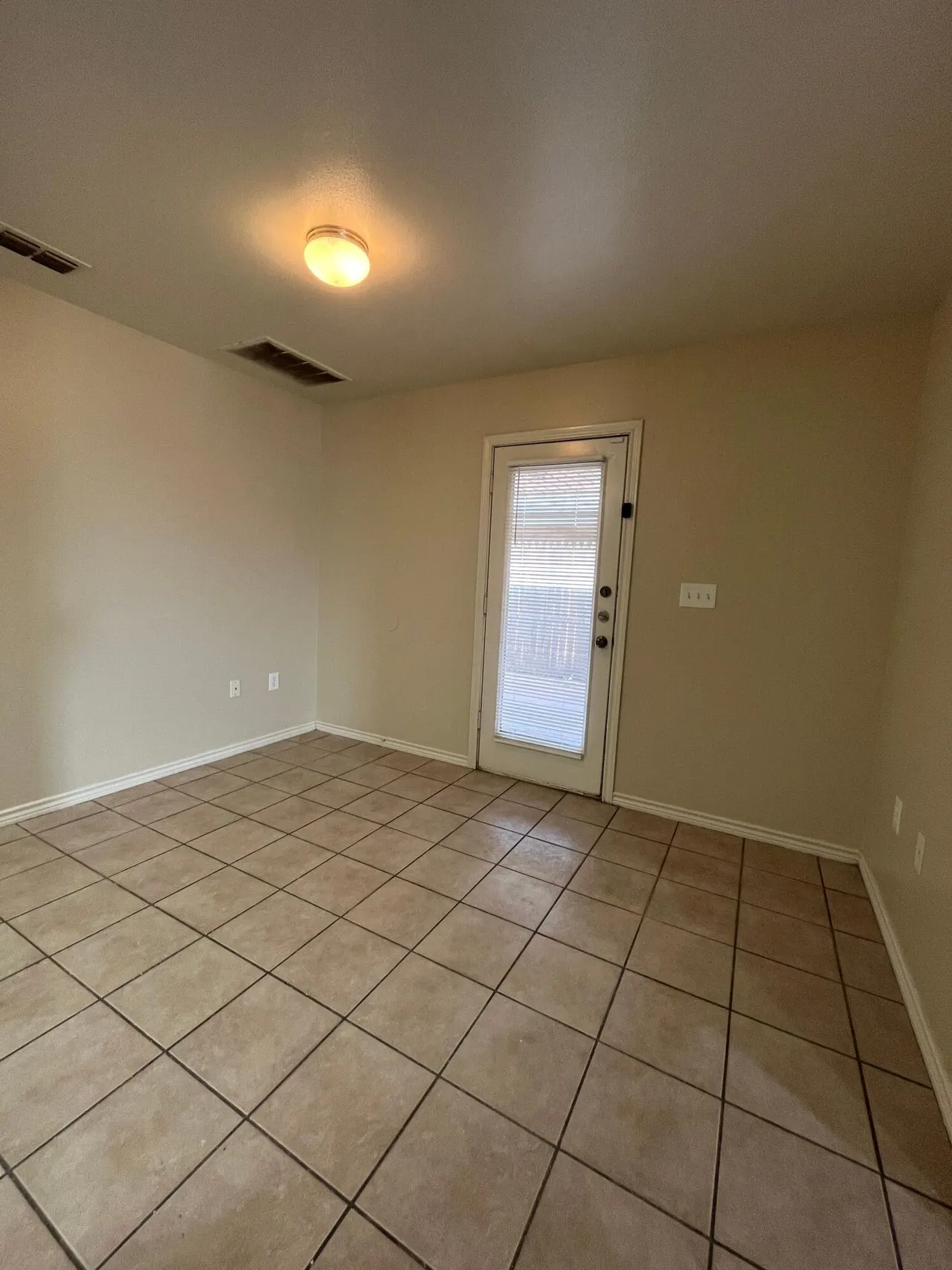 Photo 7 — 5420 Harvard Street, Lubbock, TX 79416
