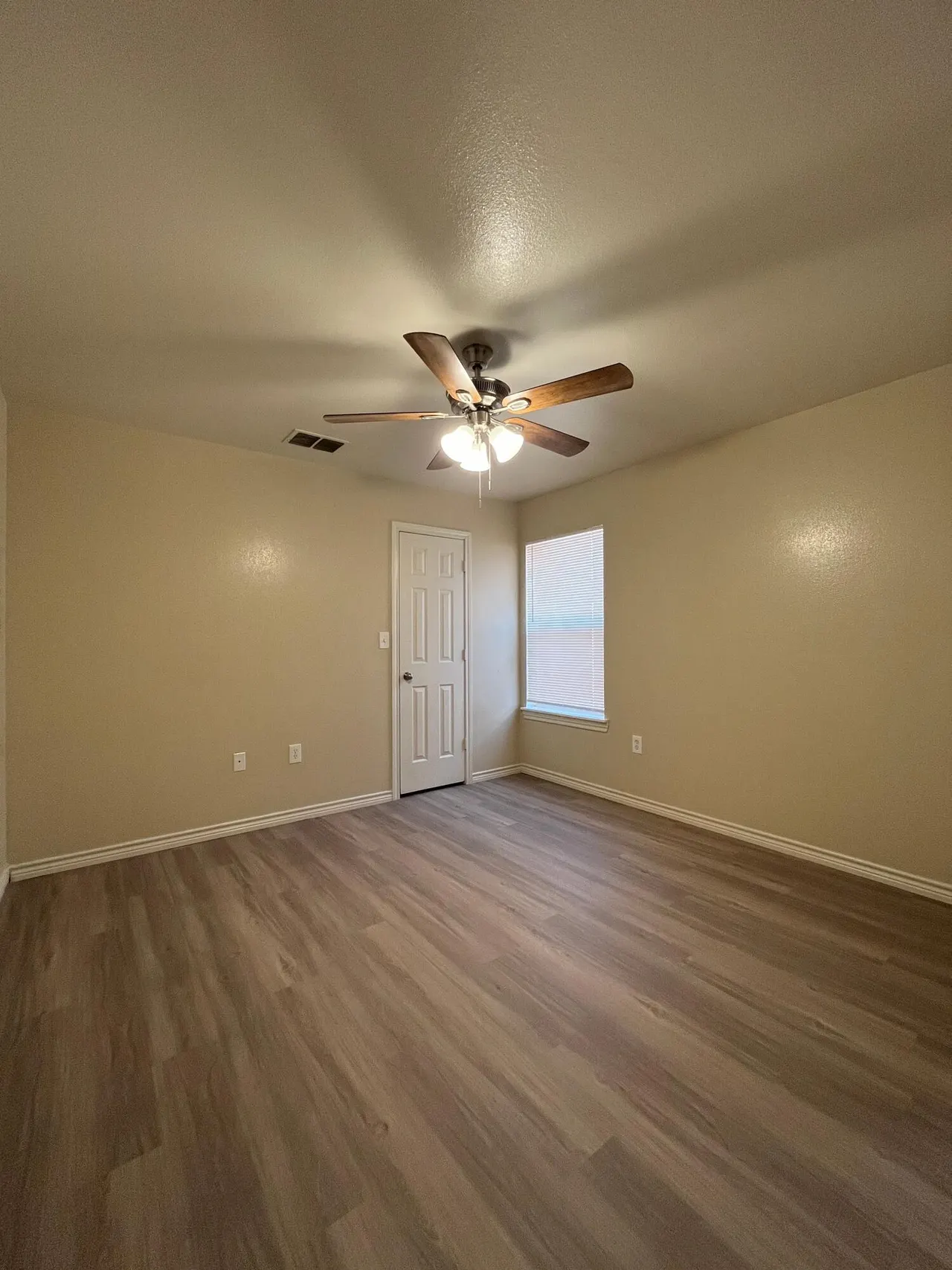 Photo 9 — 5420 Harvard Street, Lubbock, TX 79416