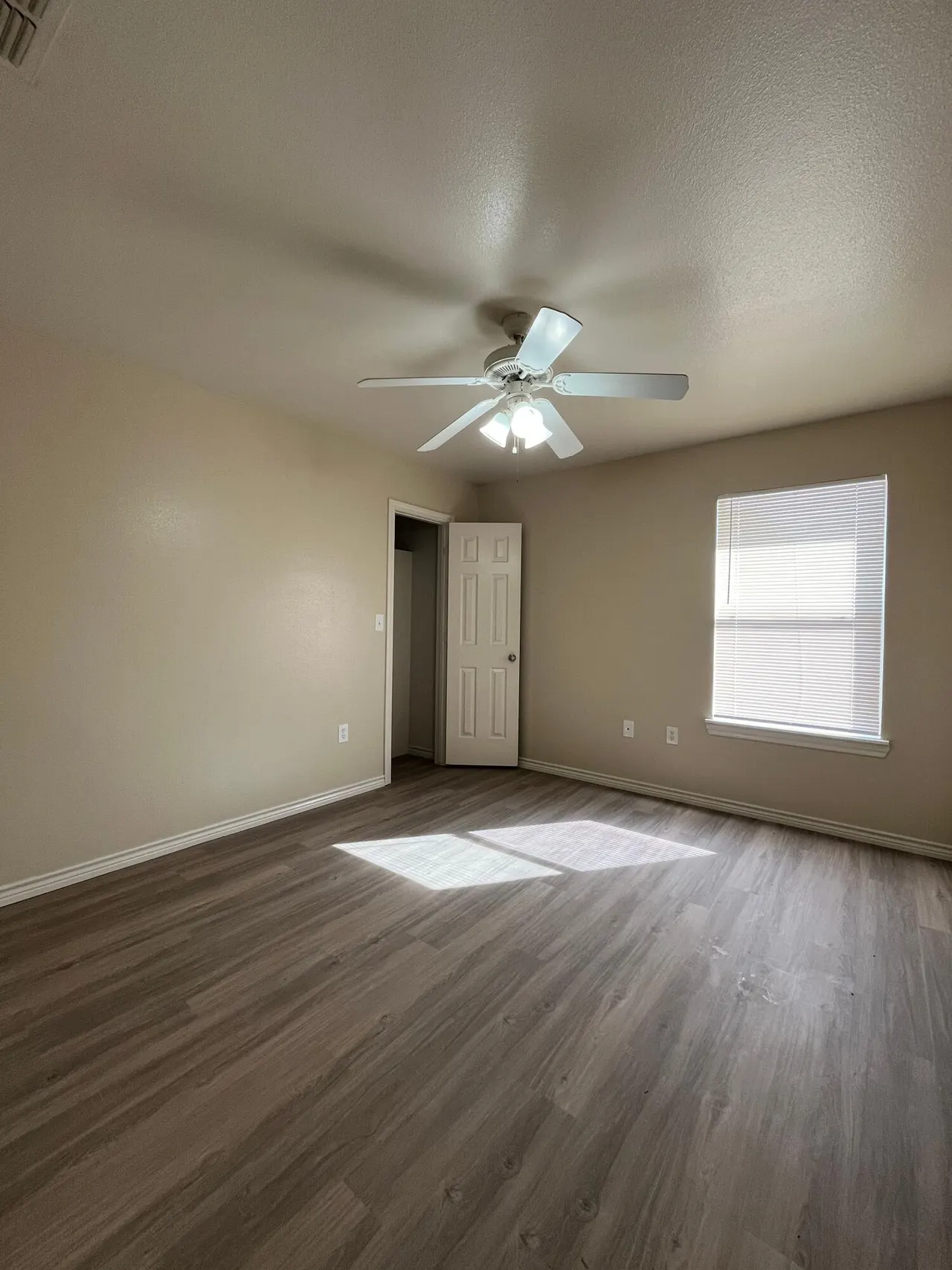 Photo 3 — 5420 Harvard Street, Lubbock, TX 79416