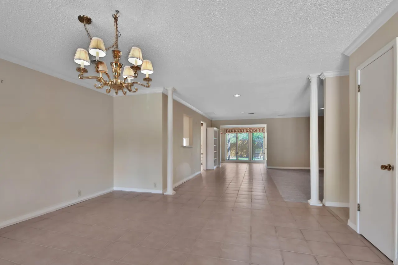Photo 3 — 3407 68th Drive, Lubbock, TX 79413