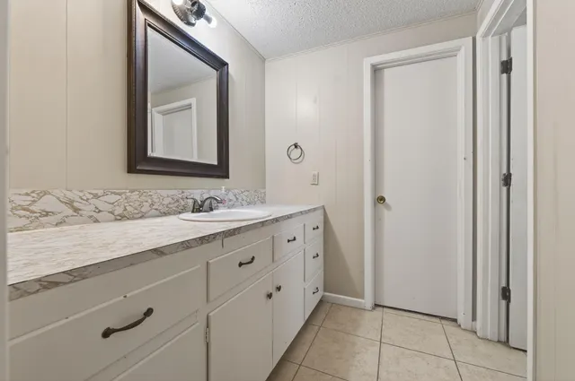Photo 8 — 2212 22nd Street, Lubbock, TX 79411