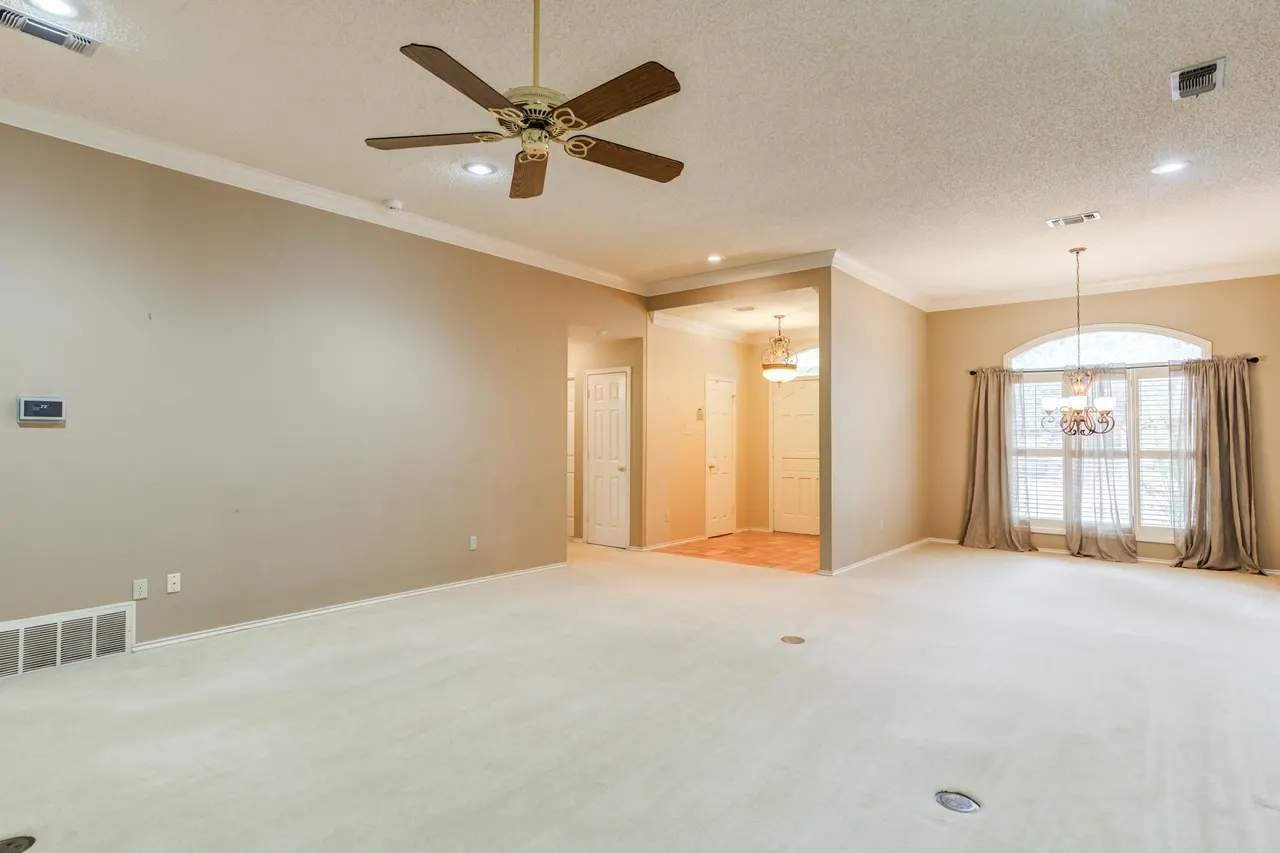 Photo 11 — 4913 76th Street, Lubbock, TX 79424