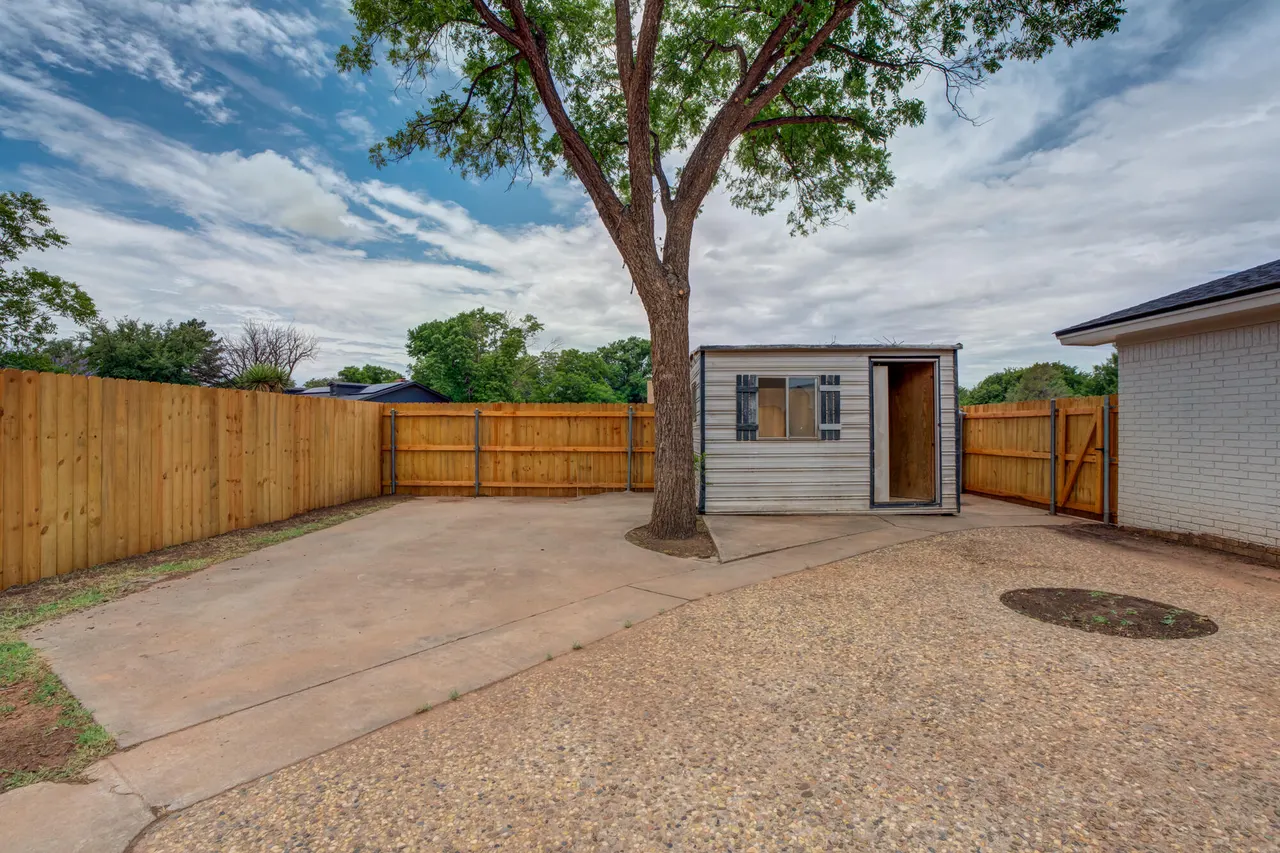 Photo 46 — 2627 74th Place, Lubbock, TX 79423