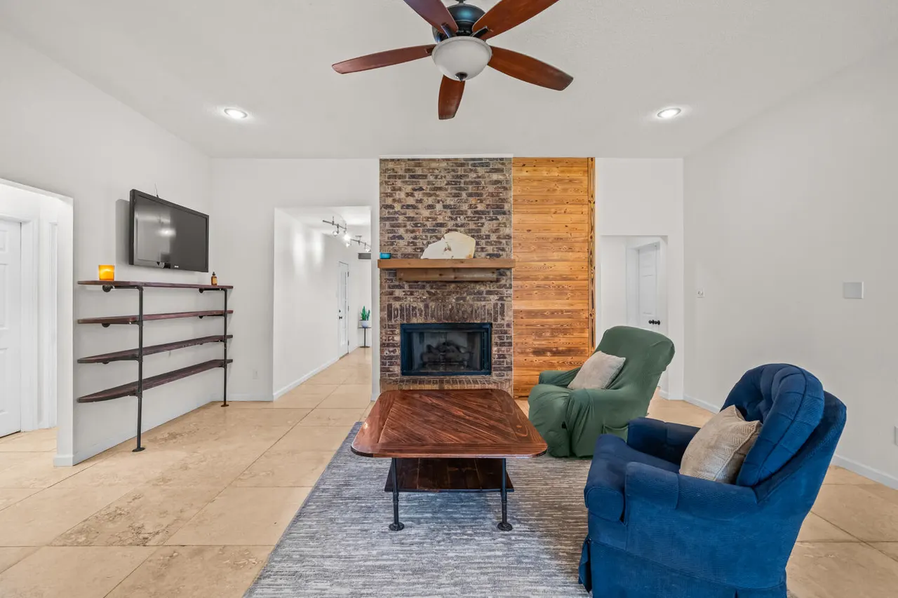 Photo 8 — 12 Highland Drive, Ransom Canyon, TX 79366