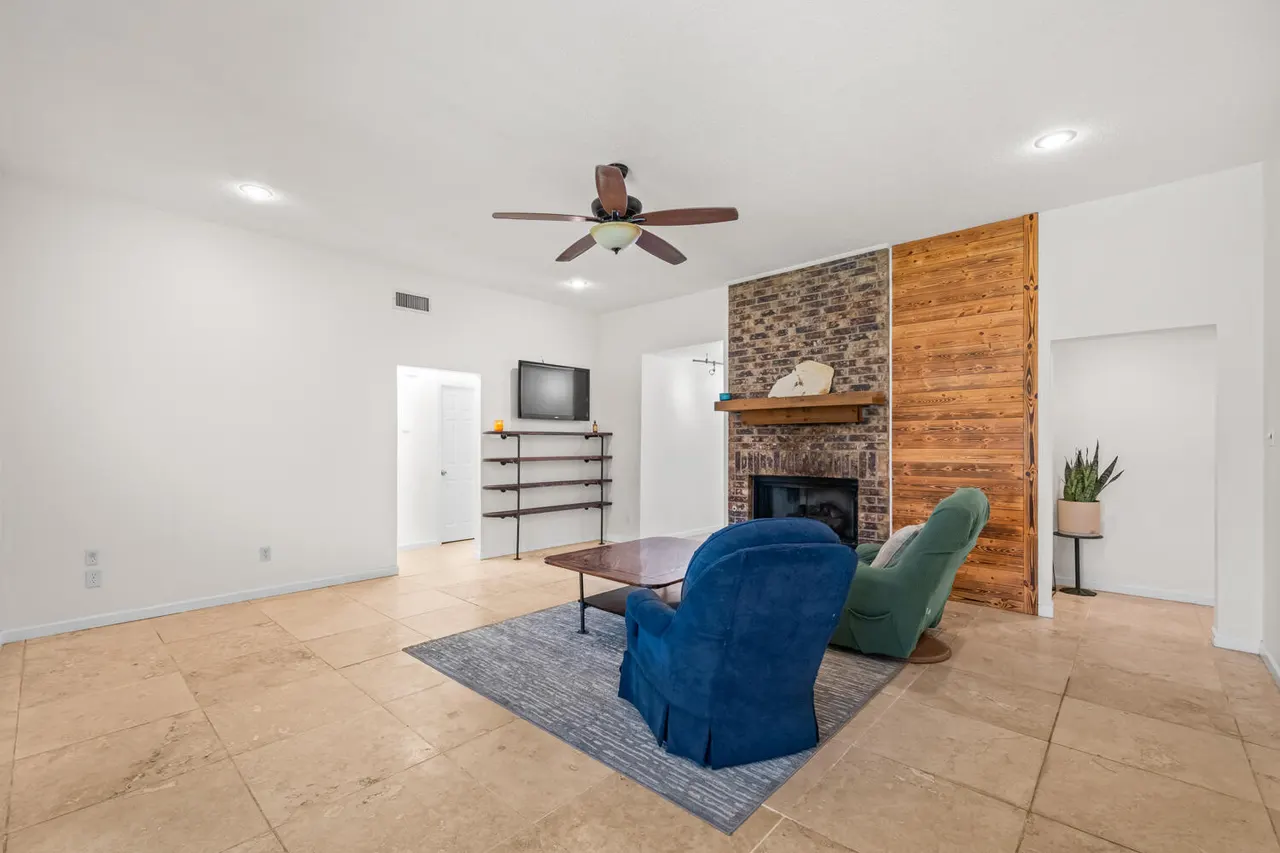 Photo 6 — 12 Highland Drive, Ransom Canyon, TX 79366