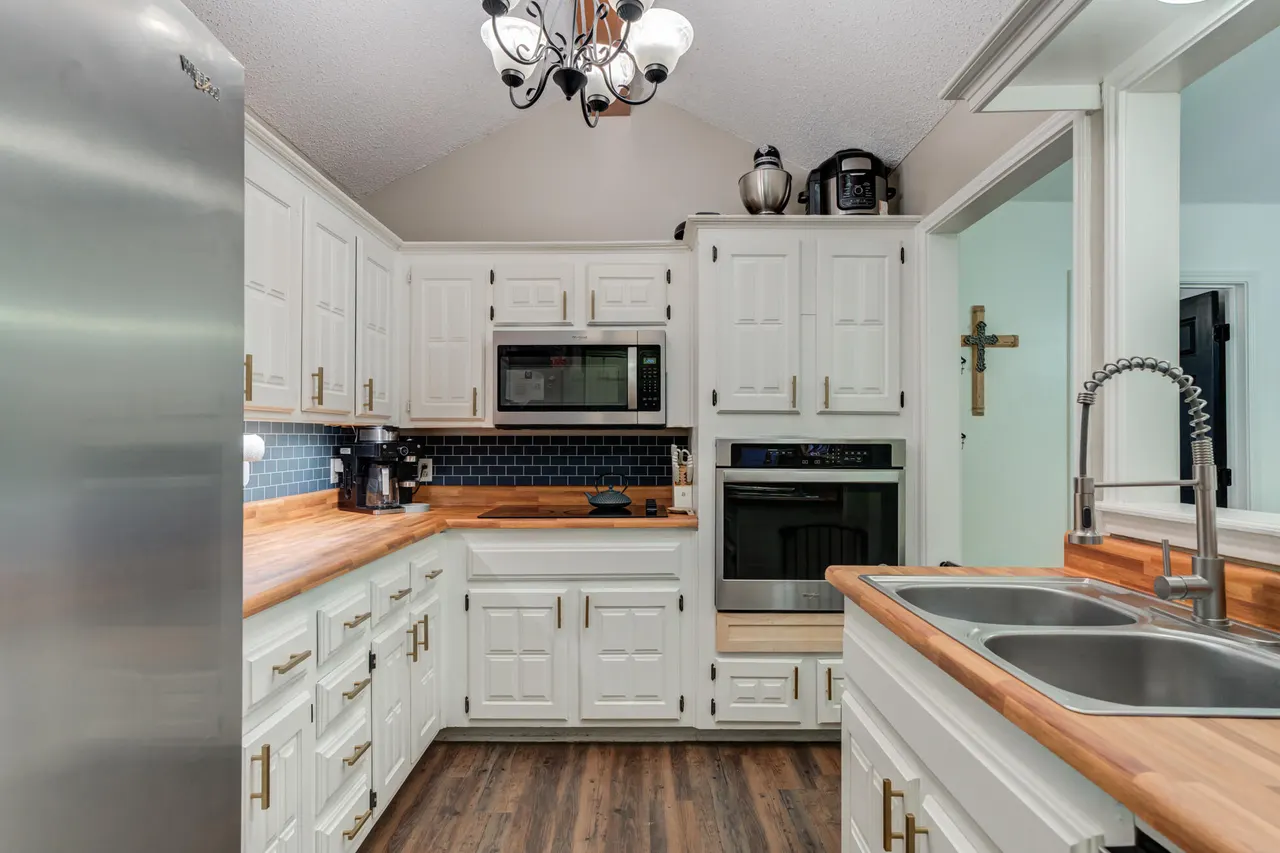 Photo 15 — 5727 92nd Street, Lubbock, TX 79424