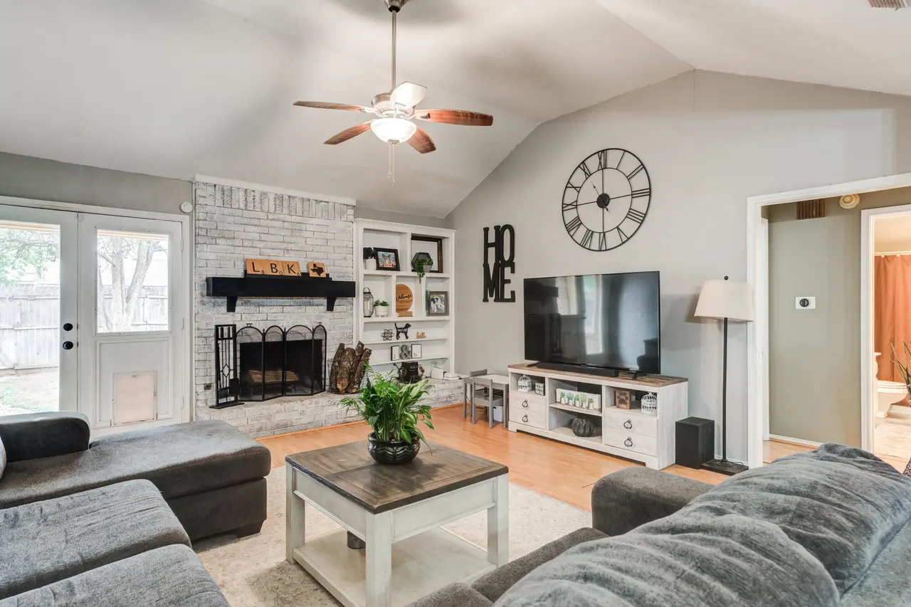 Photo 9 — 5727 92nd Street, Lubbock, TX 79424