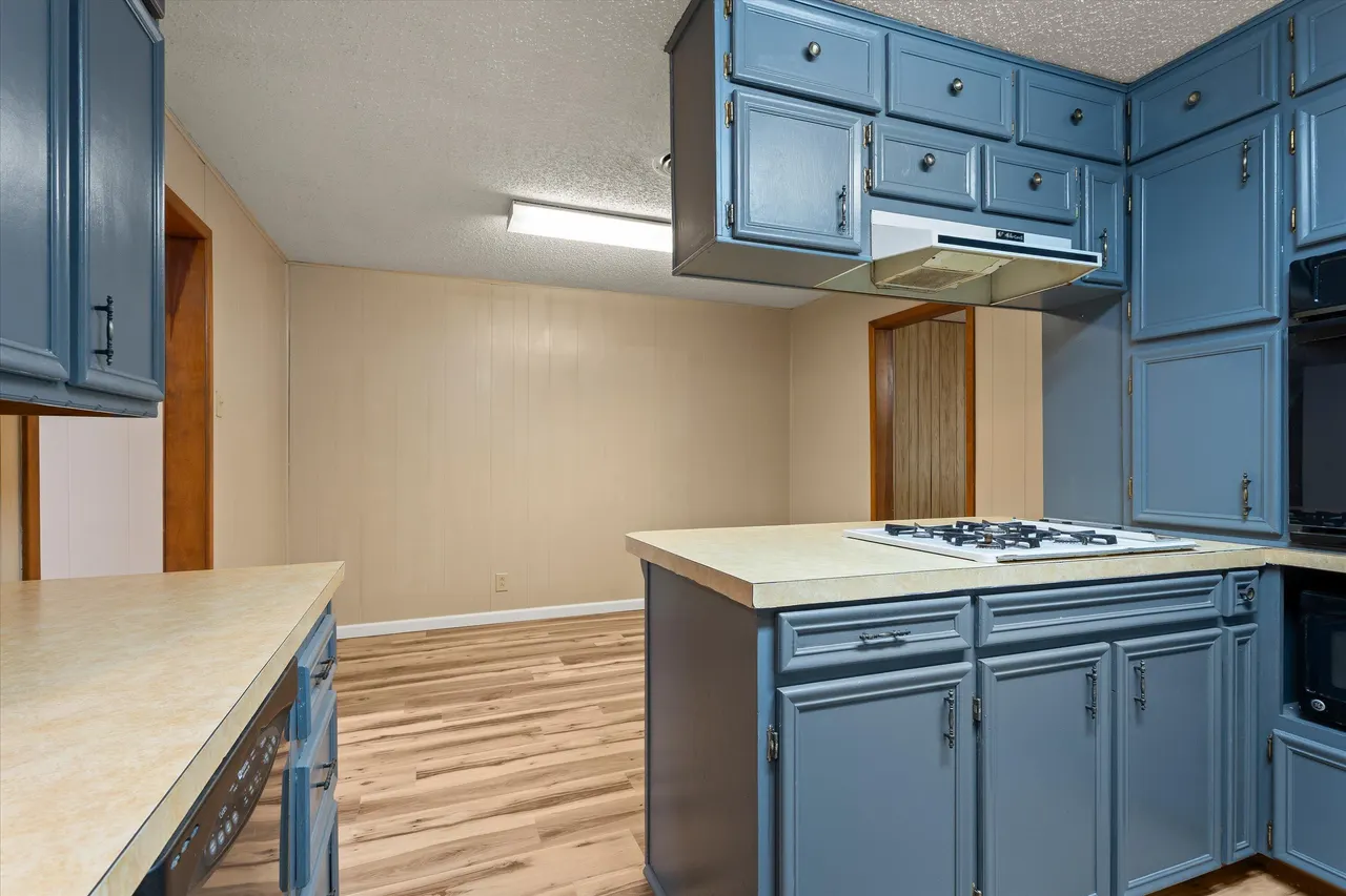 Photo 8 — 1206 Avenue J, Levelland, TX 79336
